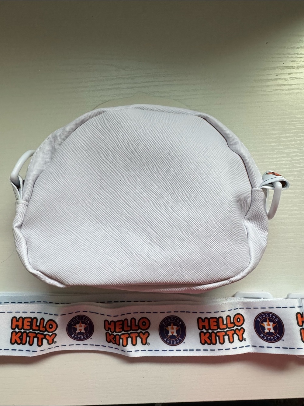 Custom Rhinestone Astros Hello Kitty Bag - Picture 3 of 3